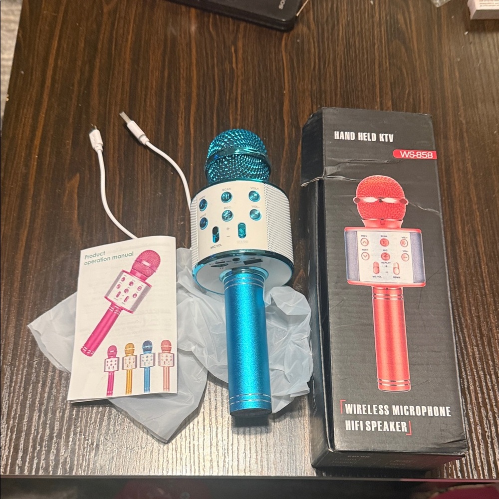 BLUE Wireless Microphone HiFi Speaker